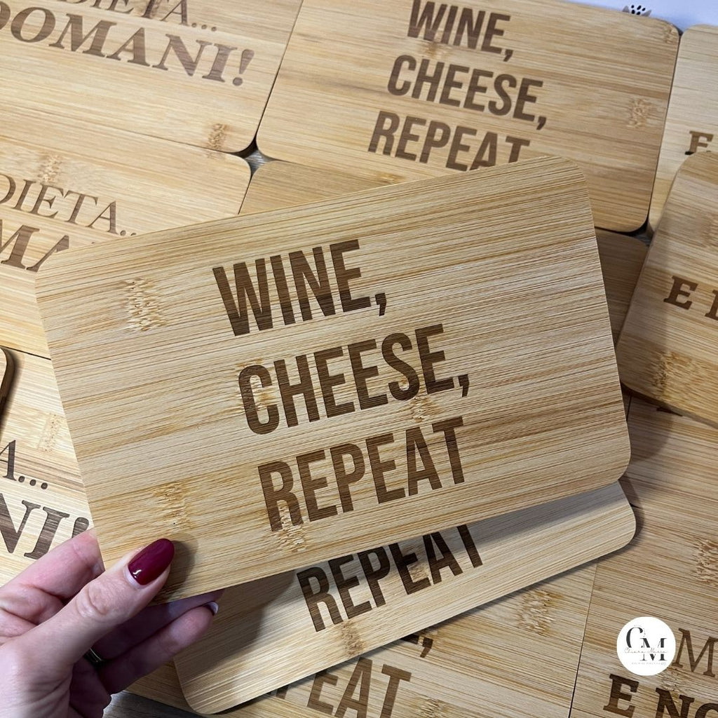 Tagliere in Bambù Wine Cheese Repeat, Frase Incisa Divertente, Charcuterie Board