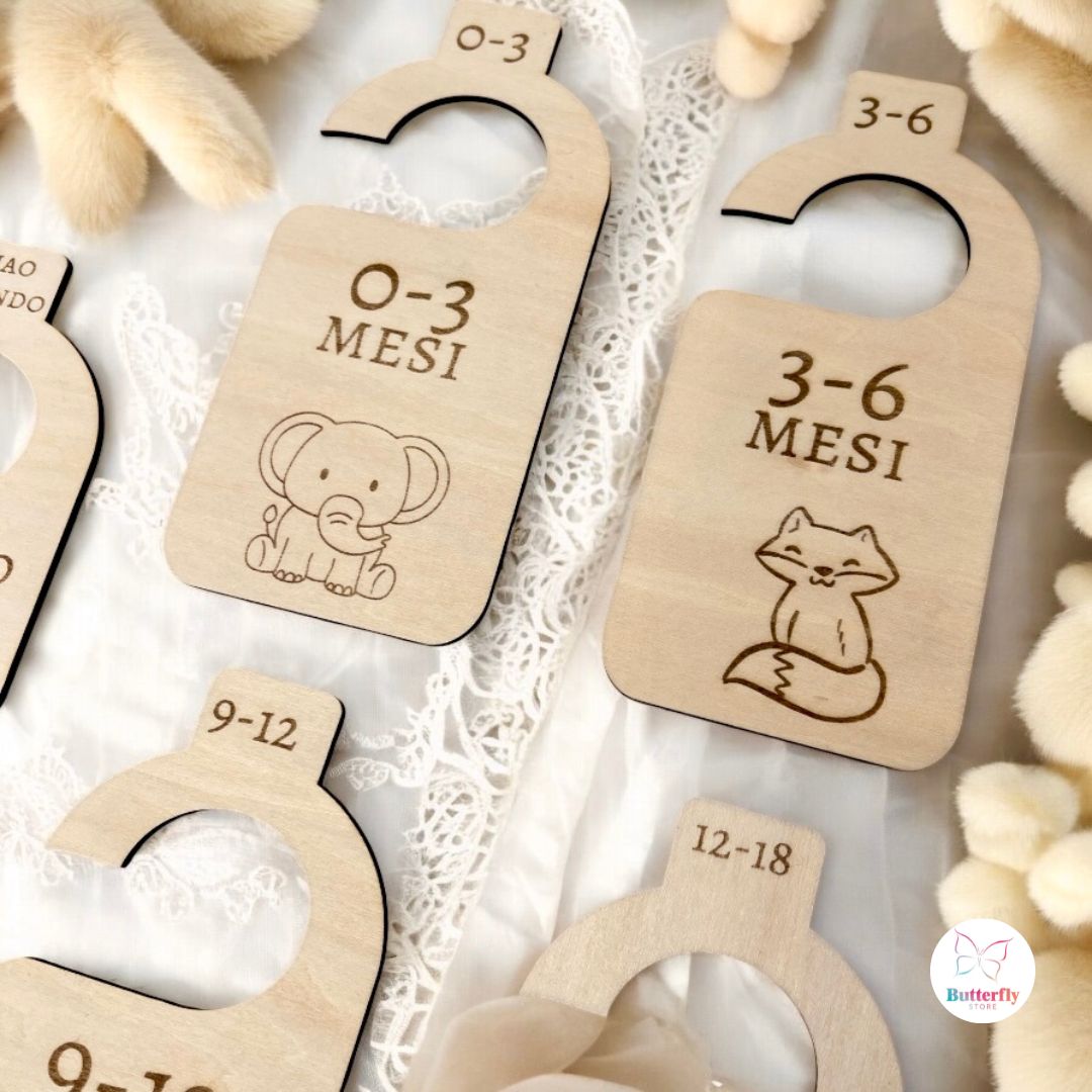 Set 7 Appendini Divisori In Legno Per Guardaroba Neonato - Personalizzato con Nome