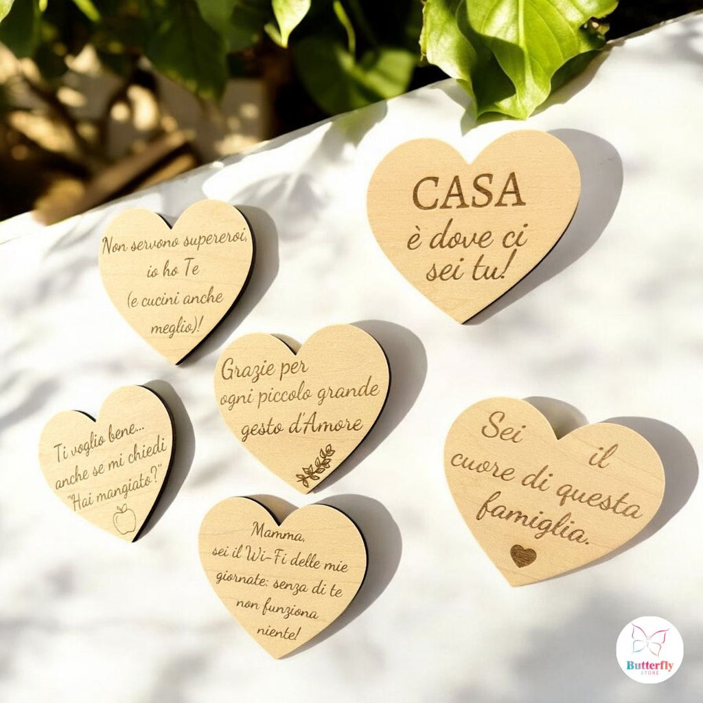 Set 3 Calamite in Legno a Forma di Cuore Con Dedica Festa della Mamma – Varianti Cuori Dolci/Allegri