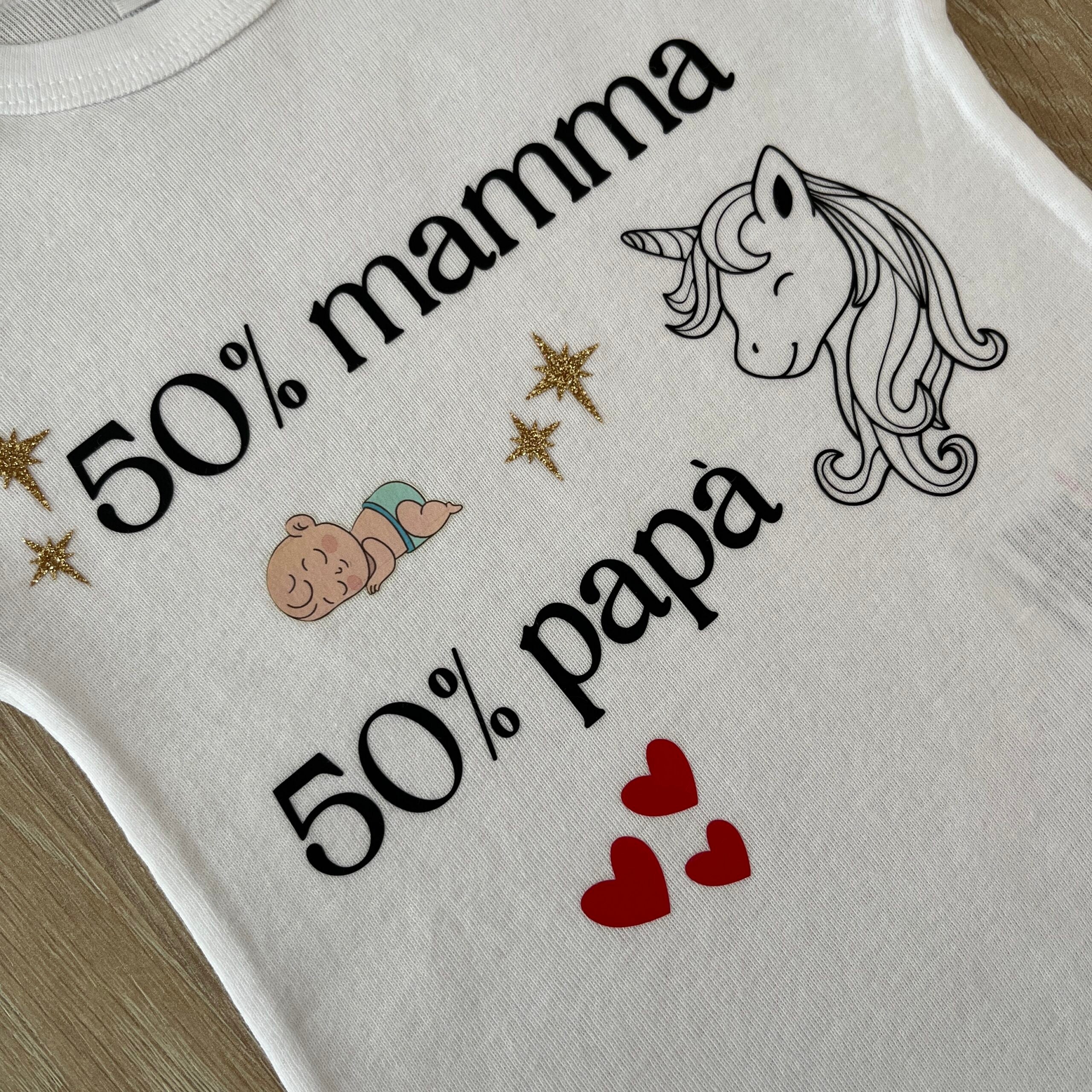 Body Neonato 50% Mamma 50% Papà  – Fantasie Diverse - Perfetto per Nascita, Baby Shower o Battesimo