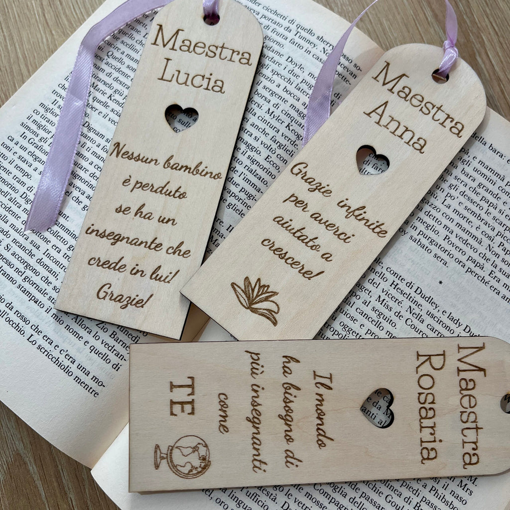 Segnalibro Personalizzato in Legno per Maestra - Regalo Fine Anno Scolastico