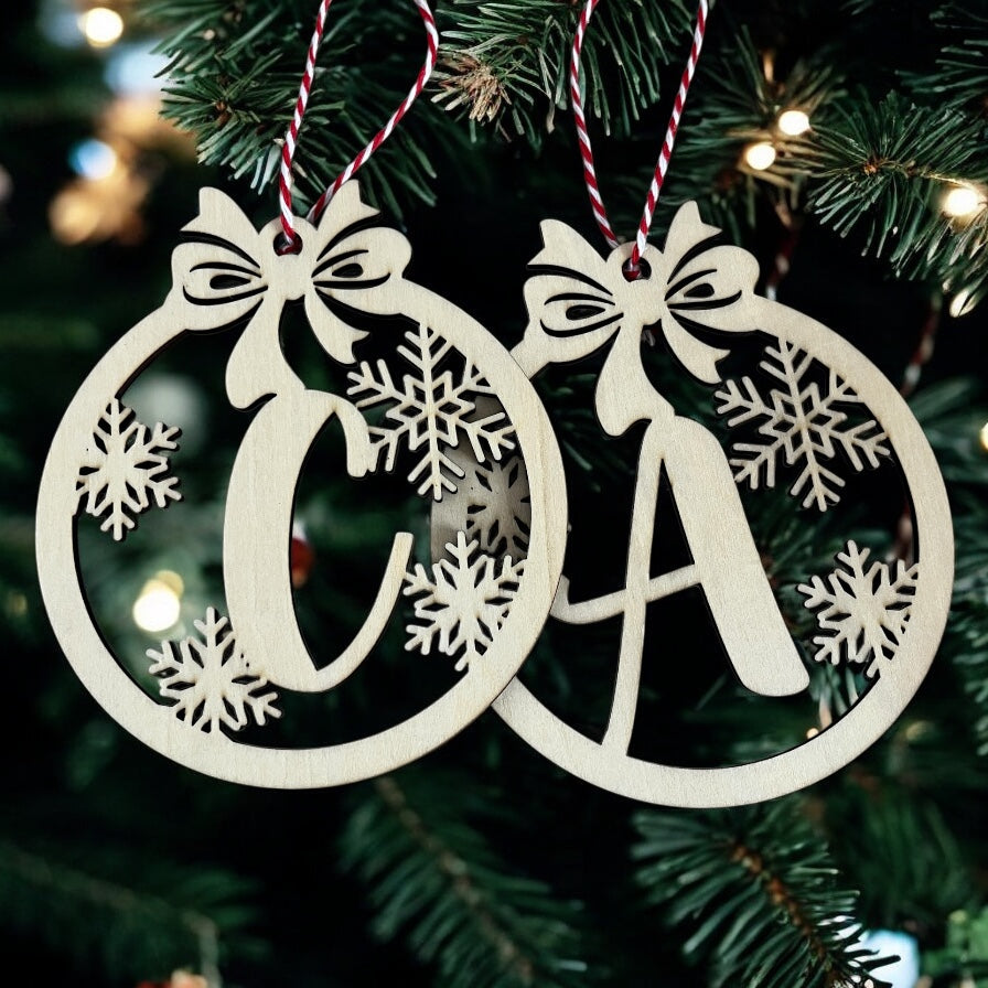 Palline Di Natale In Legno Con Iniziale - Decorazione Personalizzata per Albero di Natale