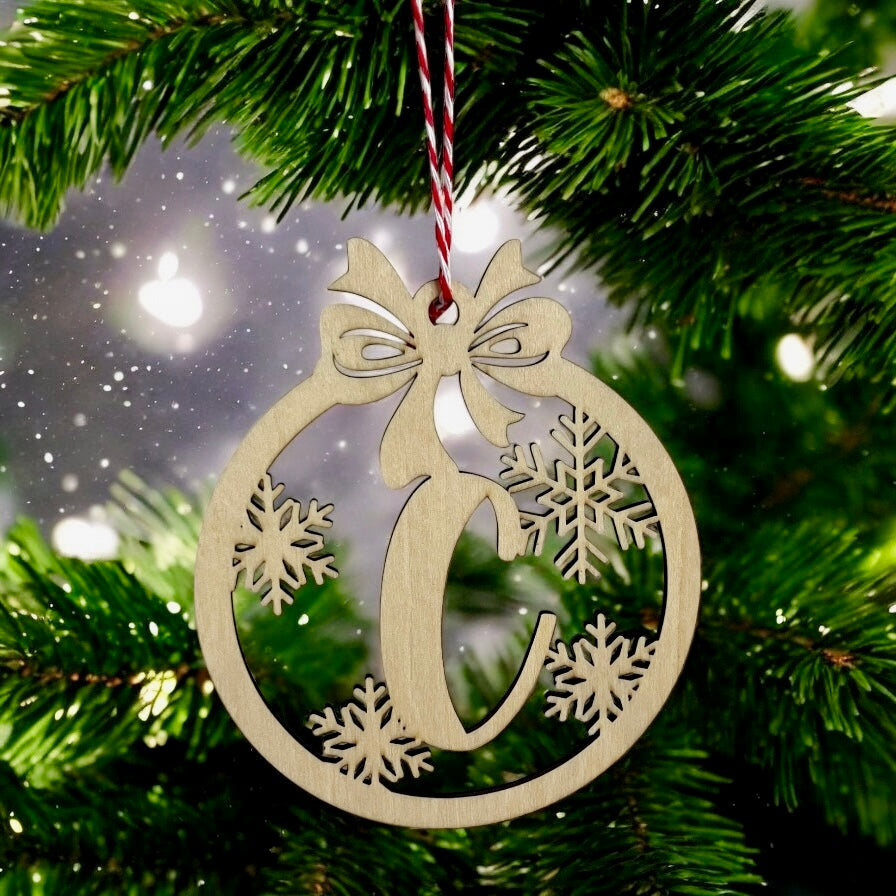 Palline Di Natale In Legno Con Iniziale - Decorazione Personalizzata per Albero di Natale