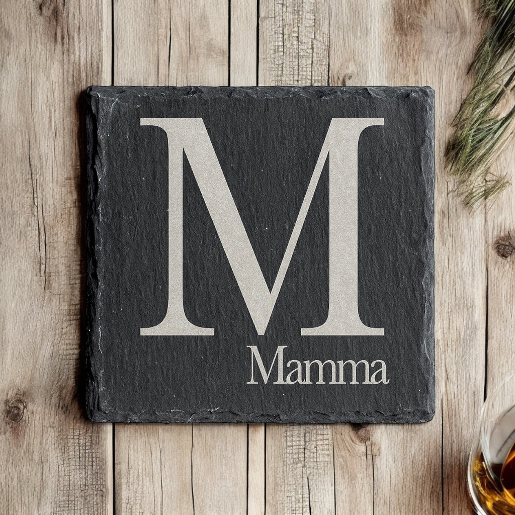 Sottobicchiere in Ardesia Personalizzato | Lettera Iniziale Grande e Nome Inciso