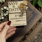 Magnete Save the Date in Legno Personalizzato con Gypsophila/Lavanda/Eucalipto